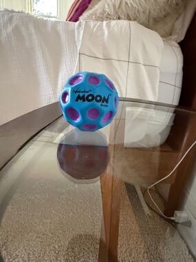 Moon ball high bounce toy